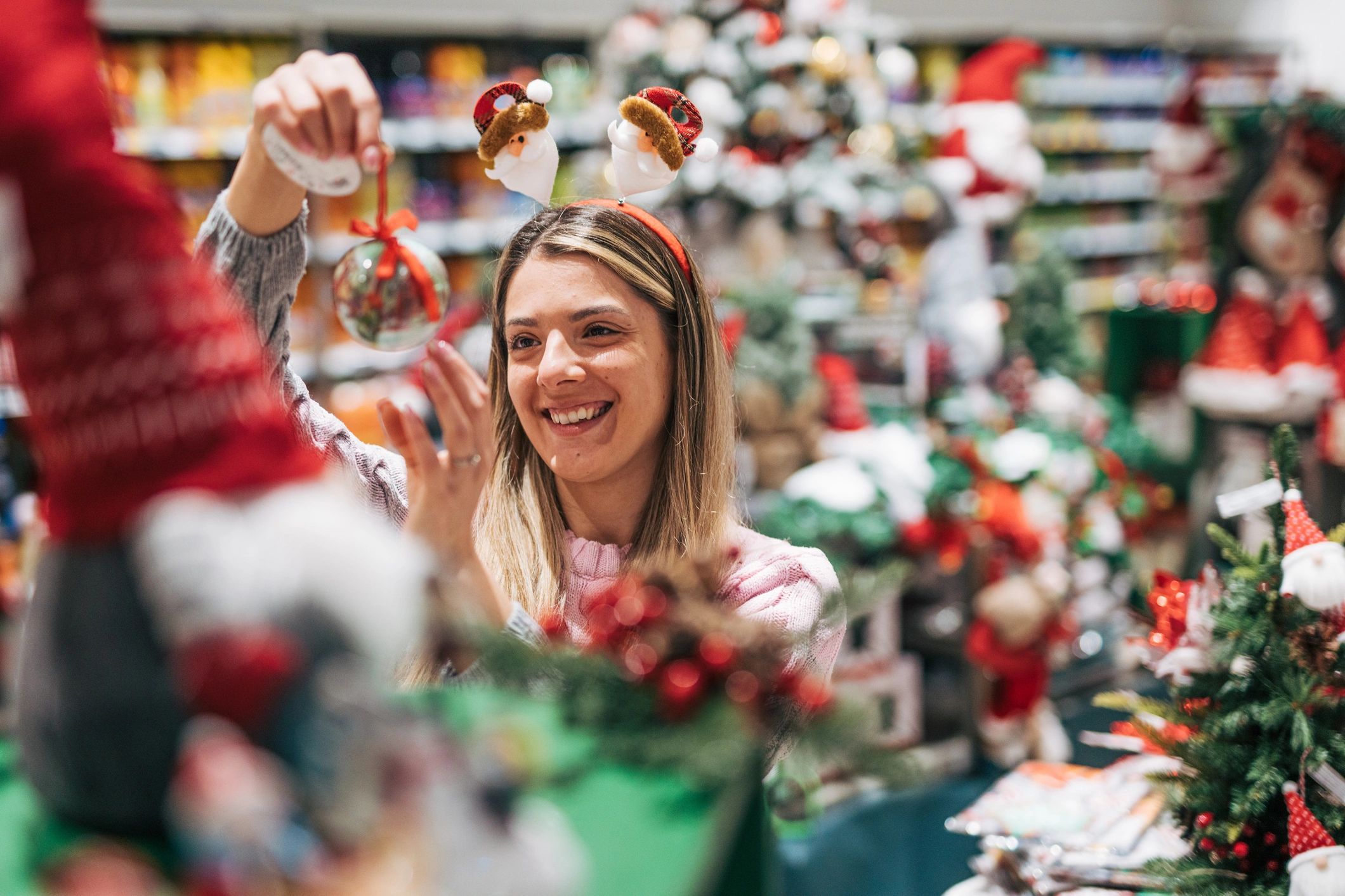 Christmas decorations mall